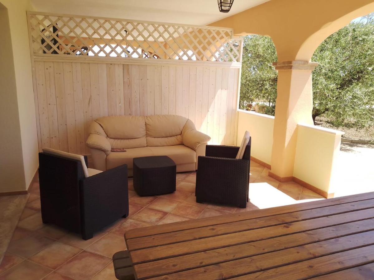 Residenza Rosa Maria Country House Orosei Exterior photo